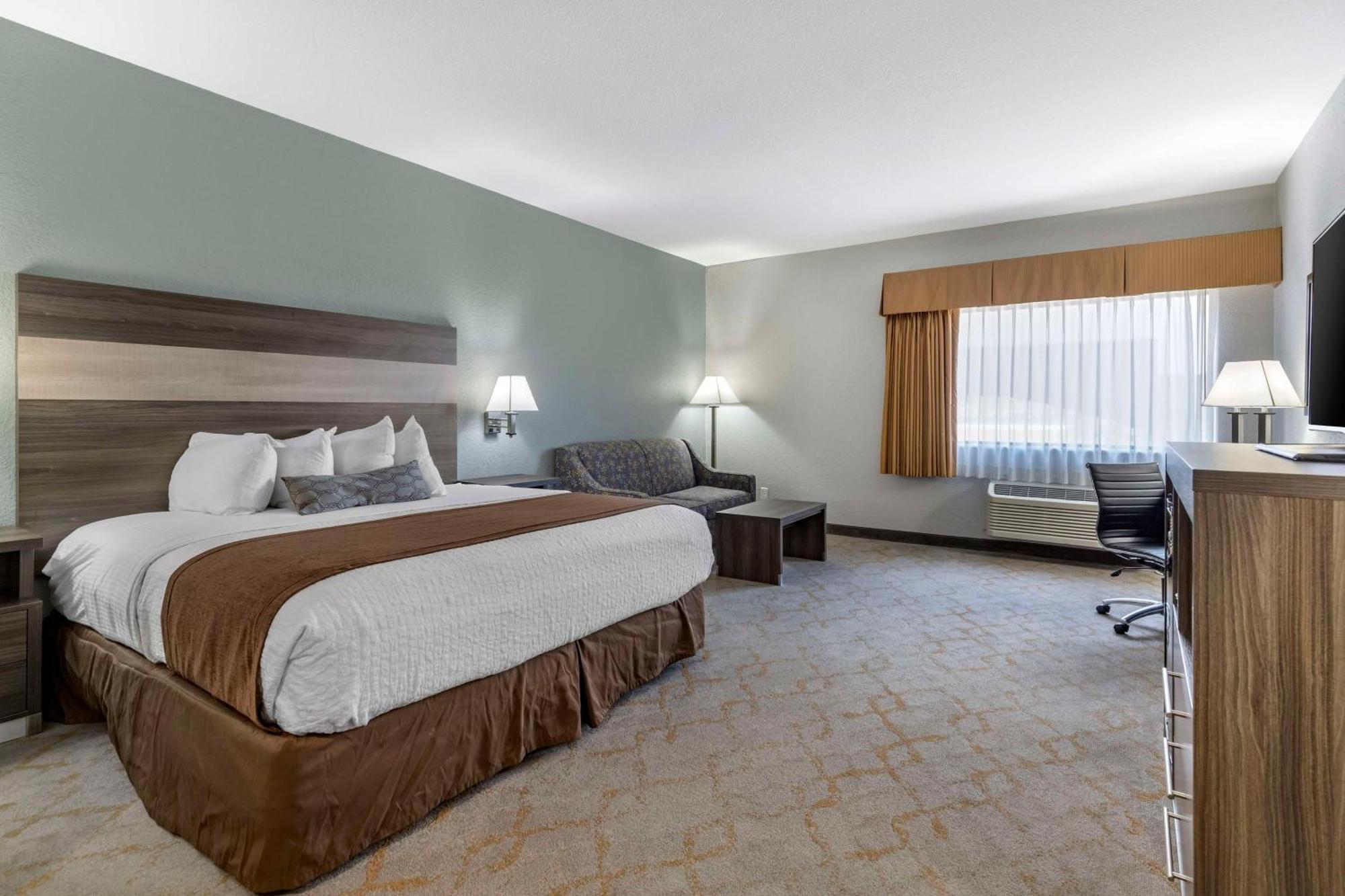 Best Western Plus Victoria Inn & Suites Εξωτερικό φωτογραφία